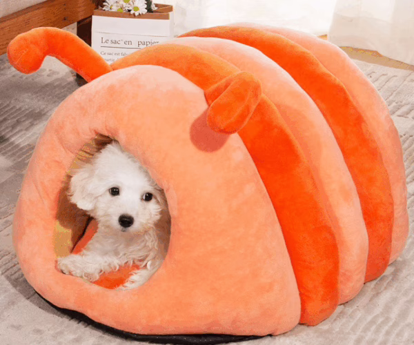 Custom Caterpillar Pet Bed – Winter Warm Enclosed Nest for Cats & Small Dogs, Soft & Non-Slip Design