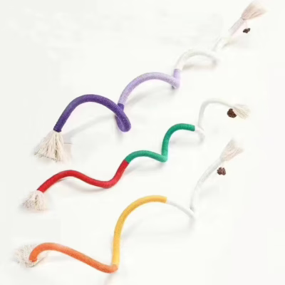 Natural Gall Fruit Cat Teething Toy – Quiet, Chewable Rope & Teaser Stick for Self-Play
