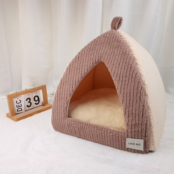 Multi-Functional Triangular Pet Tent – Cozy Cat & Dog Bed with Peak Roof for Medium Dogs