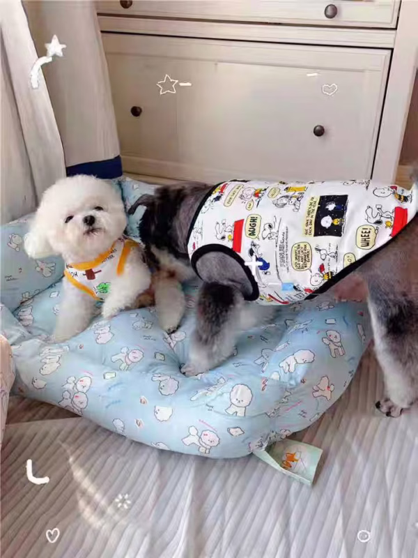Adorable Dog Print Pet Bed: Soft Cushion for Furry Friends